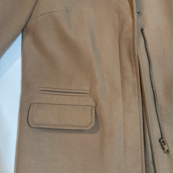 Camel coat - Picture 2 of 10